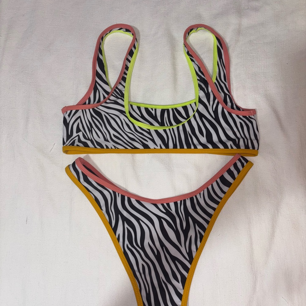 Zebra Print Bikini Set - Picture 2 of 2